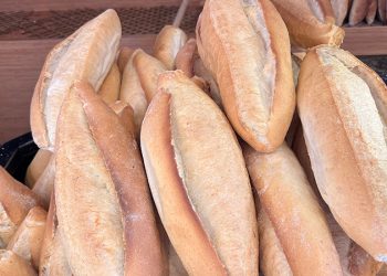 Fiyatı 3 lira olmuştu; fırıncılar ekmeğin 3,5 liradan satılmasını istiyor