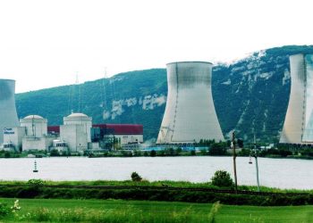 Fransa'da nükleer santralde çıkan yangın kontrol altına alındı