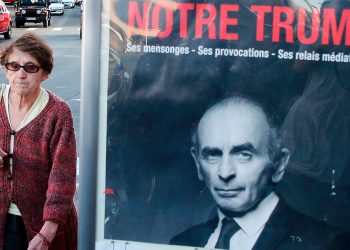 Fransa'nın aşırı sağcı cumhurbaşkanı adayı Eric Zemmour, Trump'la telefonda konuştu: "Medya üstünüze gelecek, pes etmeyin"