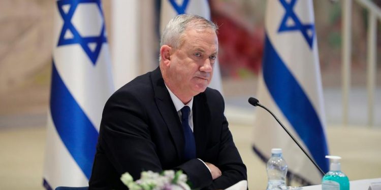 Gantz: Kendimizi iki devletli çözüm içerisinde bulacağız