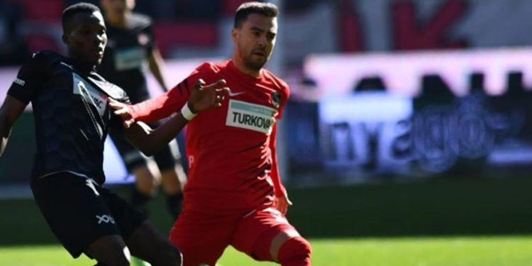 Gaziantep FK konuk ettiği Demir Grup Sivasspor'u 5-1 yendi