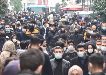 Gençlerin yüzde 73’ü Türkiye dışında yaşamak istiyor