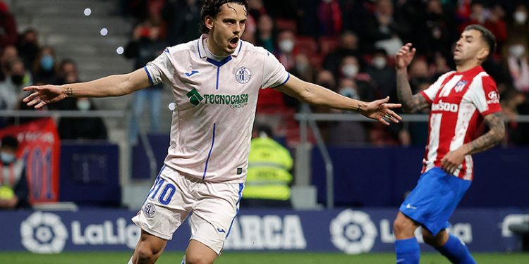 Getafe'de ocak ayının futbolcusu Enes Ünal seçildi