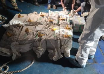 Gine’de Türk bayraklı teknede 528 kilo kokain ele geçirildi