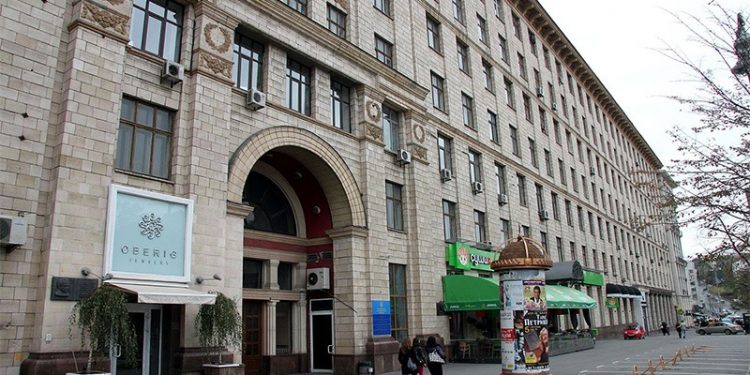 Güvenlik endişeleri arttı, Ukrayna'daki Türkiye markaları 200 mağaza kapattı