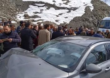 HDP Milletvekili Sait Dede'nin içinde olduğu araç kaza yaptı: 2 yaralı