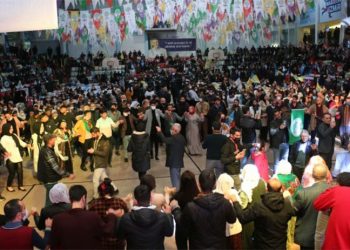 HDP İzmir kongresi başladı: Erkek-devlet şiddetine, savaşa, yoksulluğa karşı her yerdeyiz
