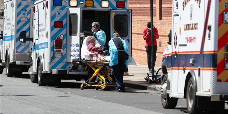 Hawaii'de içme suyuna jet yakıtı sızdı; binlerce kişi hastaneye kaldırıldı