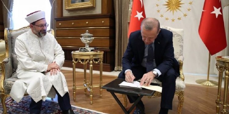 Hazine Bakanlığı: Diyanet ocakta 1.9 milyar TL harcadı