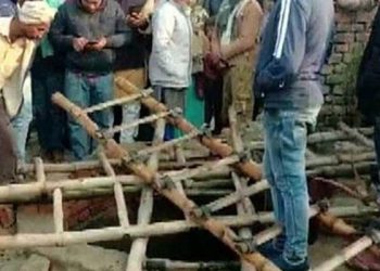 Hindistan’da düğünde kuyuya düşen 13 kişi hayatını kaybetti