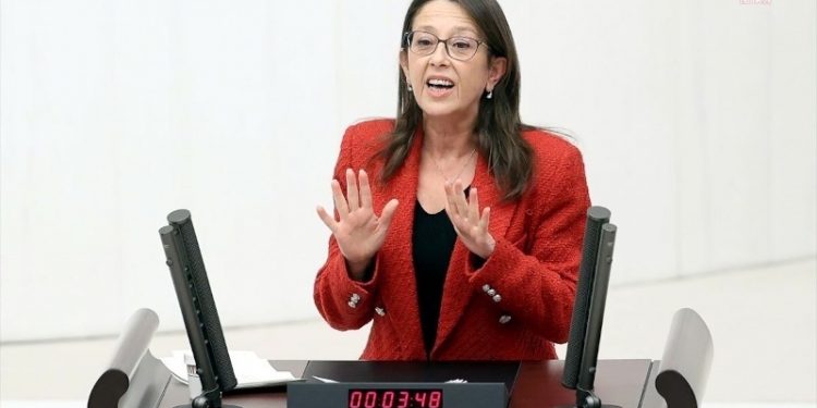 Hüda Kaya ve Ömer Faruk Gergerlioğlu'ndan HDP'li Ersoy'a tepki