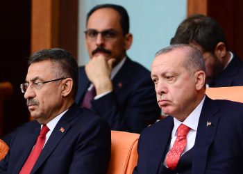 KHK’lılar için ‘terörist’ diyen Erdoğan’ın yardımcısı Fuat Oktay’a suç duyurusu