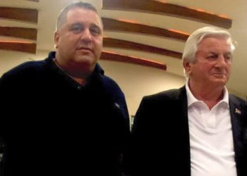 'Kara para trafiği kuzey Kıbrıs'ta el değiştirecek'