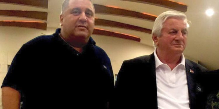 'Kara para trafiği kuzey Kıbrıs'ta el değiştirecek'