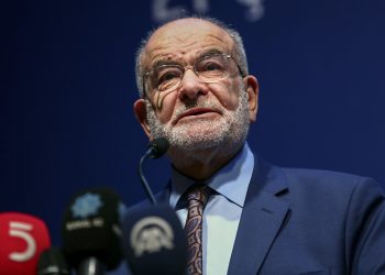 Karamollaoğlu: Altı lider olarak Türkiye’yi krizlerden kurtarmanın derdindeyiz