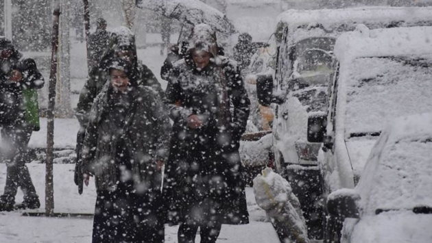 Karlı günler geri dönüyor! Sıcaklıklar hızla düşecek…