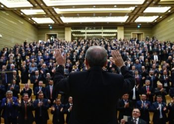 Kaymakamdan muhtarlara &lsquo;Erdoğan portresi&rsquo; talimatı