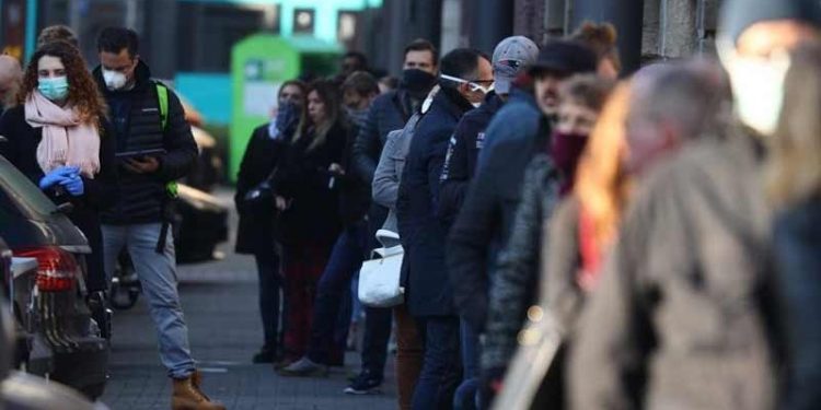 Koronavirüs vaka yoğunluğu en çok artan 10 il açıklandı