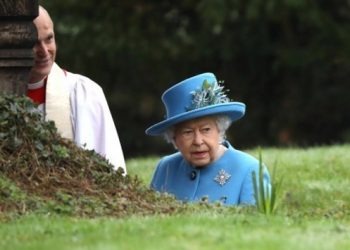 Kraliçe 2’nci Elizabeth Covid-19’a yakalandı