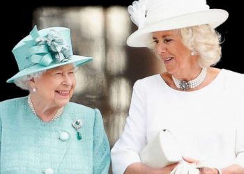 Kraliçe Elizabeth, oğlu Prens Charles kral olduğunda eşi Camilla'nın kraliçe olacağını duyurdu