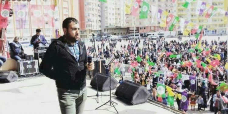 Kürtçe Rojava şarkısına örgüt propagandası davası