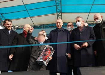 Kılıçdaroğlu'na 'hain' diyen çocuktan özür: Kelimenin anlamını bilmiyordum