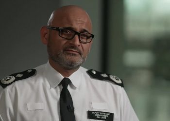 Londra Emniyet Teşkilatı: "Bazı polislerin ırkçı olduğunu kabul ediyoruz"
