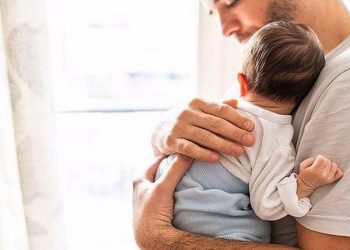 Mahkemeden 'babalık izni' kararı: Maaştan kesinti yapılamaz