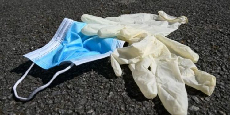 Maske tartışması sürüyor; Prof. Dr. Sipahi: Çıkarmak için henüz erken