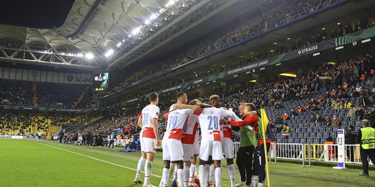 Maç sonucu | Fenerbahçe 2-3 Slavia Prag