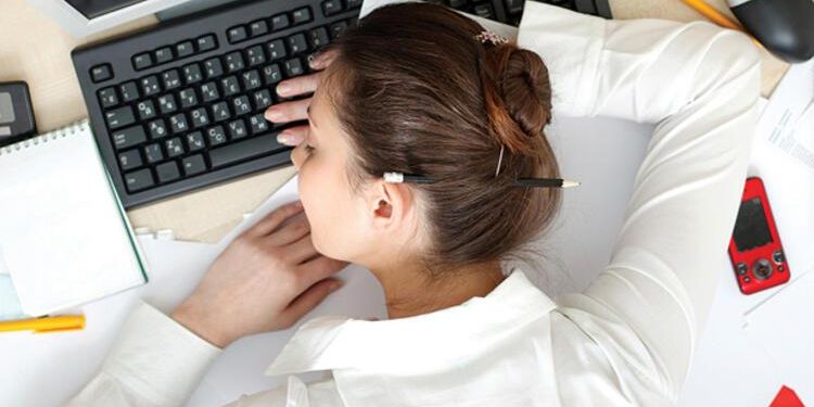 McKinsey&Company raporu: Kadınlar pandemide daha yüksek 'tükenmişlik' duygusu yaşıyor; iş bırakma riskleri artıyor