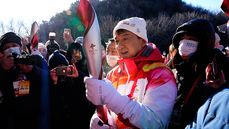 Meşale Jackie Chan'de; 2022 Pekin Kış Olimpiyatları başlıyor