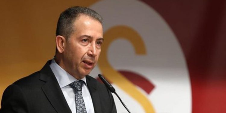 Metin Öztürk'ten Burak Elmas'a: Sahada, masada, parada sıfırız