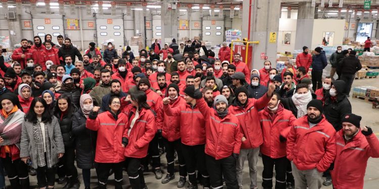 Migros Depo’da eylem yapan 120 çalışan işten çıkarıldı