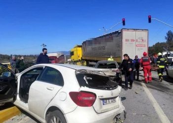 Milas'ta 'kırmızı ışık' kazası: 1 ölü, 1 tutuklama