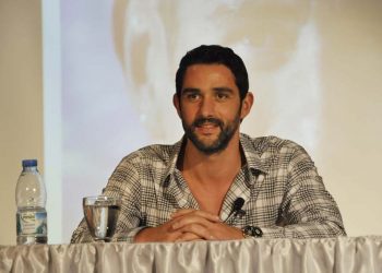 Milli Yüzücü Derya Büyükuncu hakkında yakalama kararı çıkarıldı