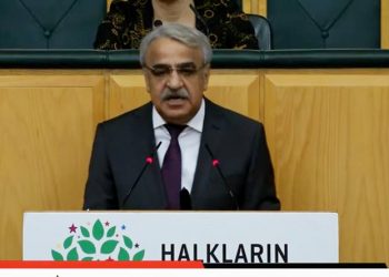 Mithat Sancar, ‘dokunulmazlık’ üzerinden muhalefete yüklendi: Bu nasıl yaman çelişki!