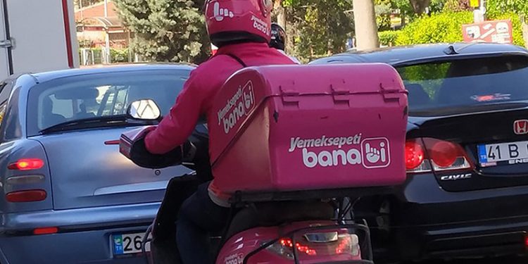 Motokurye esnafı zamları yetersiz buldu;  Banabi çalışanları da eylemde