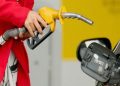 Motorin ve benzine bir zam daha! Litresi 16 liraya dayanacak