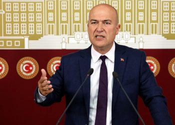 Murat Bakan'dan 'erişim engeli' tepkisi: Kürsü dokunulmazlığına müdahale
