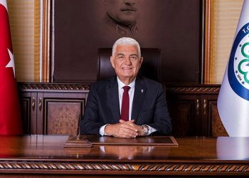 Muğla Büyükşehir Belediye Başkanı Osman Gürün koronavirüse yakalandı