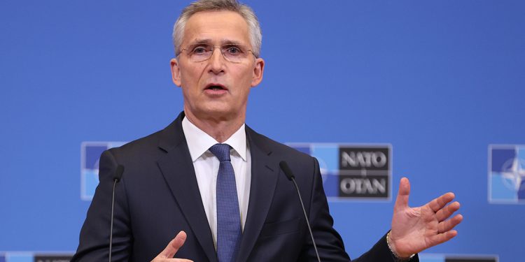 NATO Genel Sekreteri, Putin'in "nükleer caydırıcı güçleri alarma geçirme" emrini değerlendirdi: Tehlikeli bir söylem
