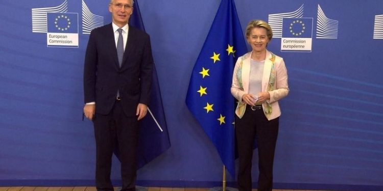 NATO ve AB'den Rusya'ya yaptırım mesajı