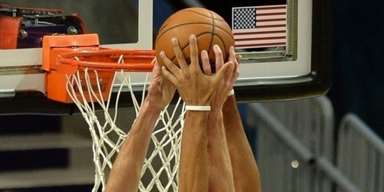 NBA'de Golden State Warriors'tan üst üste 8. galibiyet