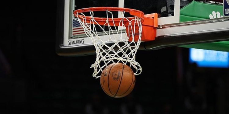 NBA'de Suns ve Warriors kazanmaya devam ediyor