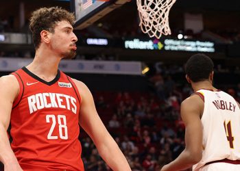 NBA'de Türk derbisinde kazanan Alperen Şengünlü Houston Rockets