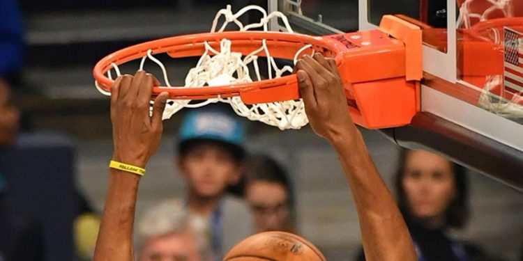 NBA'de smaç yarışmasını Obi Toppin kazandı