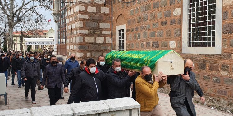 Nusret Muğla’nın cenazesi Manisa’da toprağa verildi