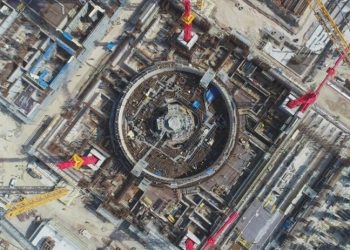 Nükleer santral inşaatında çalışan Rus işçi hayatını kaybetti