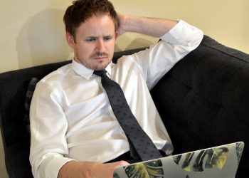 Ofis çalışanlarının sadece yüzde 3'ü tam zamanlı dönmek istiyor